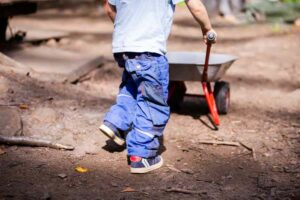Arbeitshose für Kinder: Die richtige Waldhose für Kids