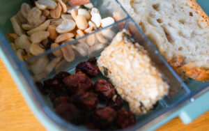 Gesunde Snacks für Kinder im Winter